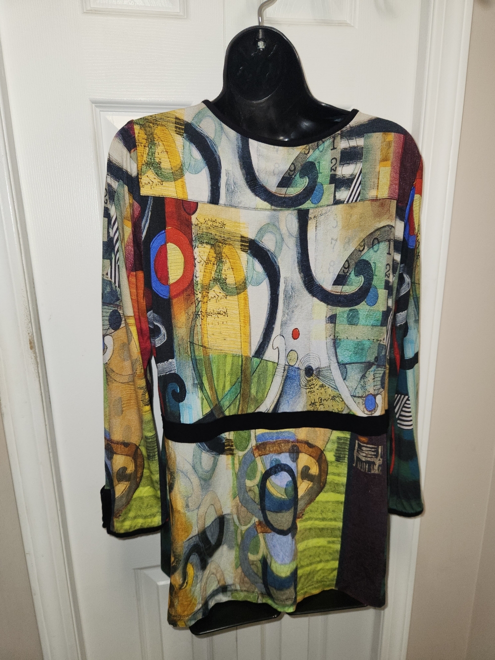🍉Abstract Multicolor V-Neck Tunic - Picture 5 of 7
